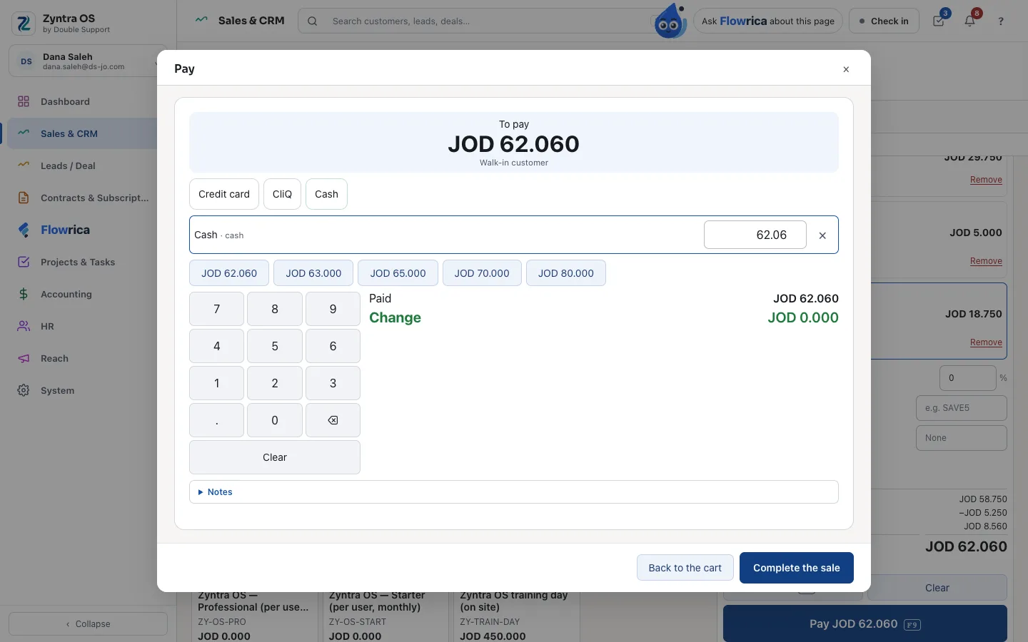 Zyntra OS Point of Sale, paying at the till: the amount to pay, card, CliQ or cash, quick cash amounts, the number pad and the change
